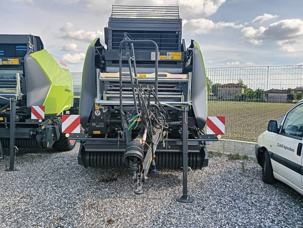 Claas VARIANT 580 RC - مكبس القش الدائري: صور 2 Claas VARIANT 580 RC - مكبس القش الدائري: صور 2
