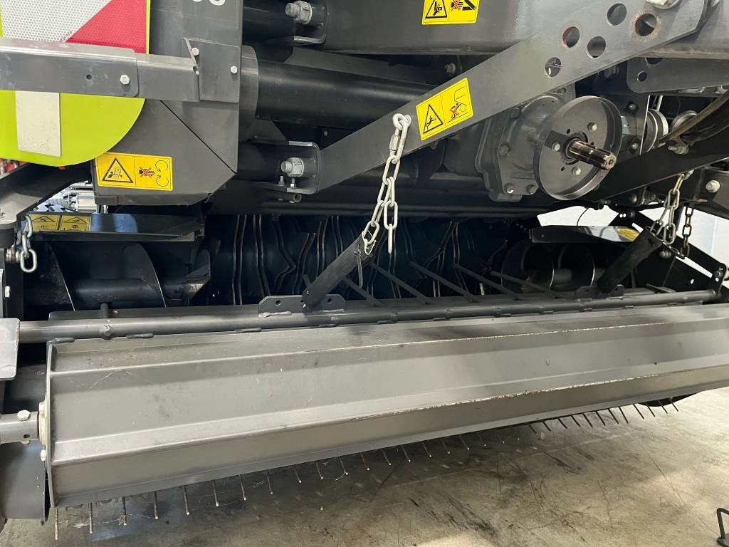 Claas Variant 480 RC - مكبس القش الدائري: صور 5 Claas Variant 480 RC - مكبس القش الدائري: صور 5