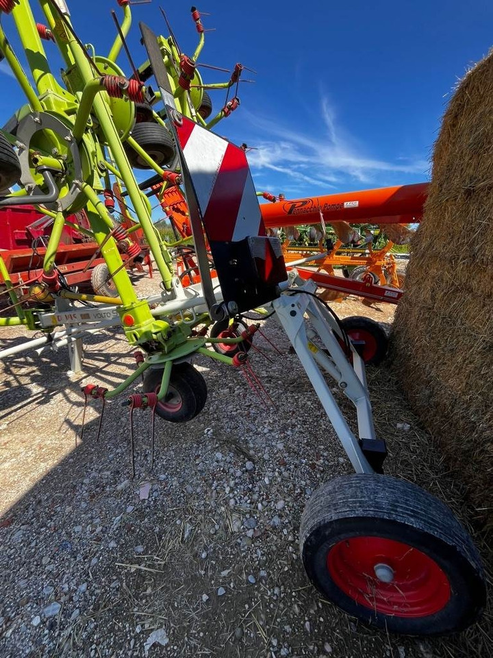 Claas Volto 900 T  - لمّامَة القش: صور 1 Claas Volto 900 T  - لمّامَة القش: صور 1