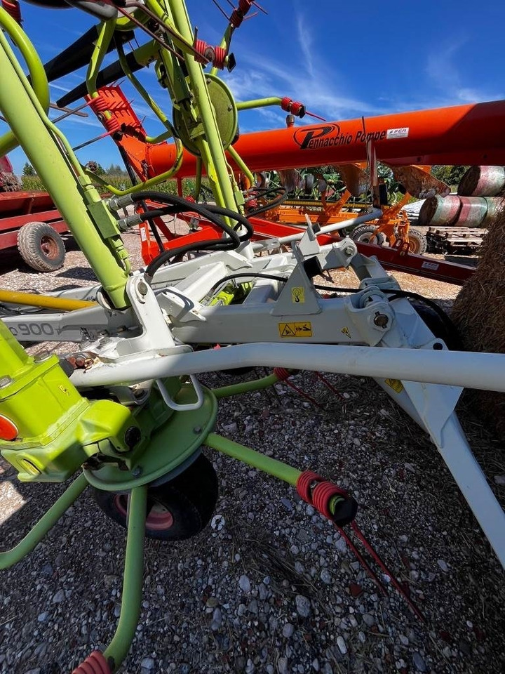 Claas Volto 900 T  - لمّامَة القش: صور 4 Claas Volto 900 T  - لمّامَة القش: صور 4