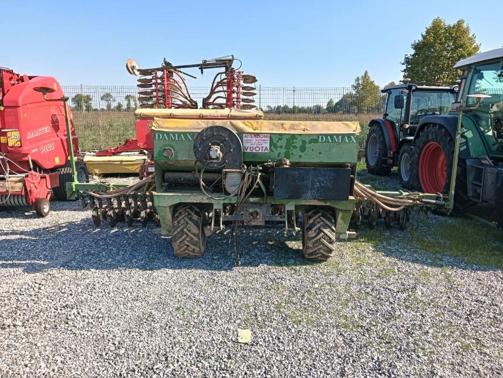 Damax 5 MT  - وضع البذور فى خطوط: صور 4 Damax 5 MT  - وضع البذور فى خطوط: صور 4