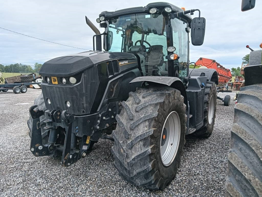 JCB Fastrac 4220 - جرار: صور 3 JCB Fastrac 4220 - جرار: صور 3