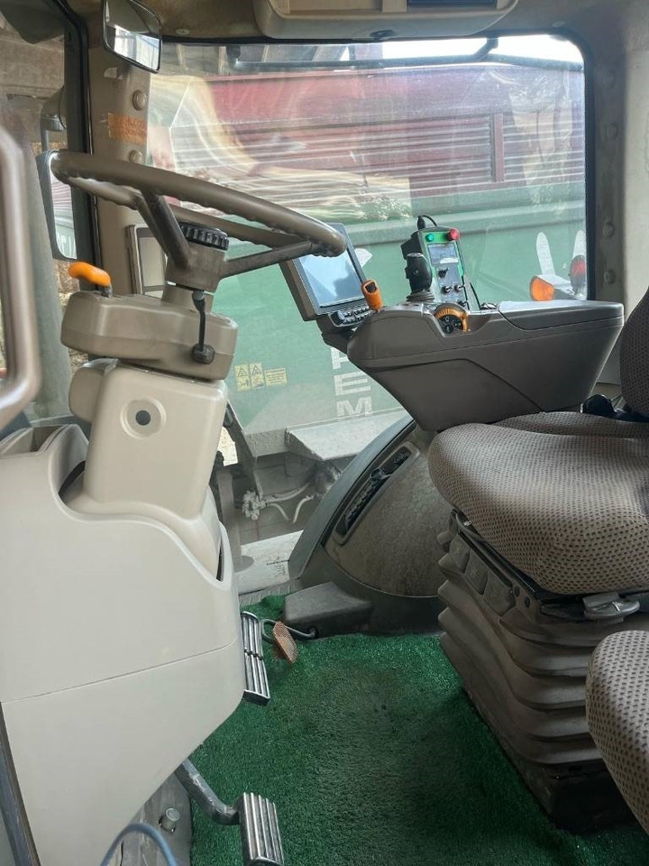 John Deere 7230 R - جرار: صور 3 John Deere 7230 R - جرار: صور 3