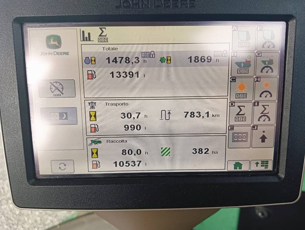John Deere 8800 - حصادة الأعلاف: صور 3 John Deere 8800 - حصادة الأعلاف: صور 3