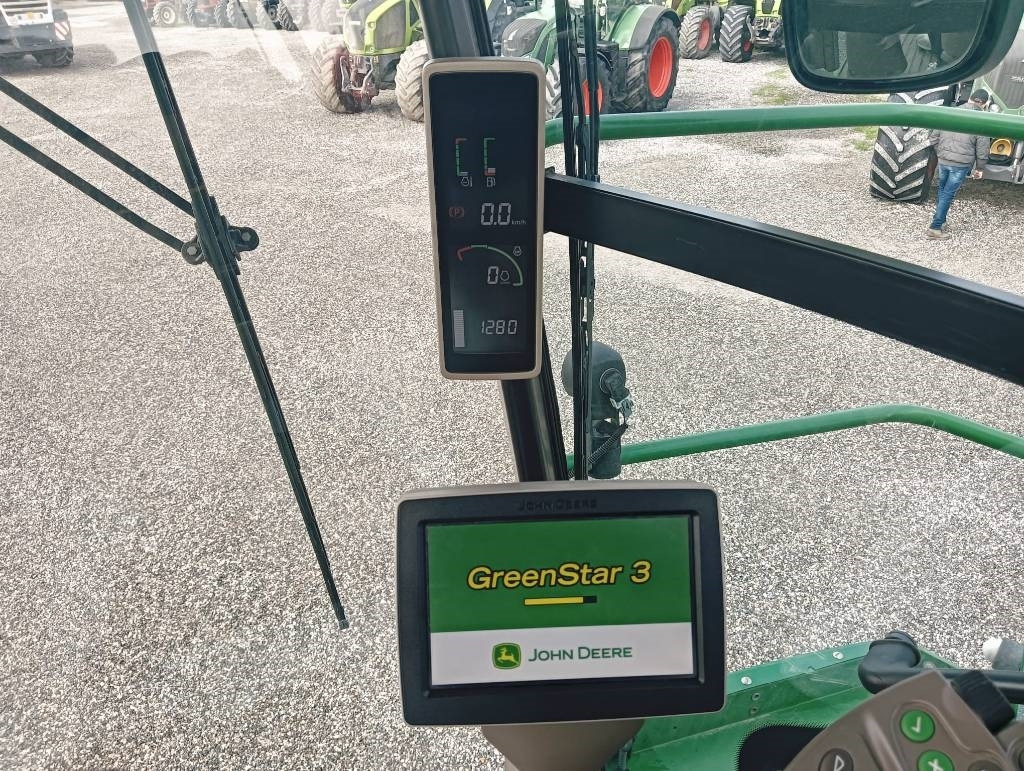 John Deere 8800 - حصادة الأعلاف: صور 5 John Deere 8800 - حصادة الأعلاف: صور 5
