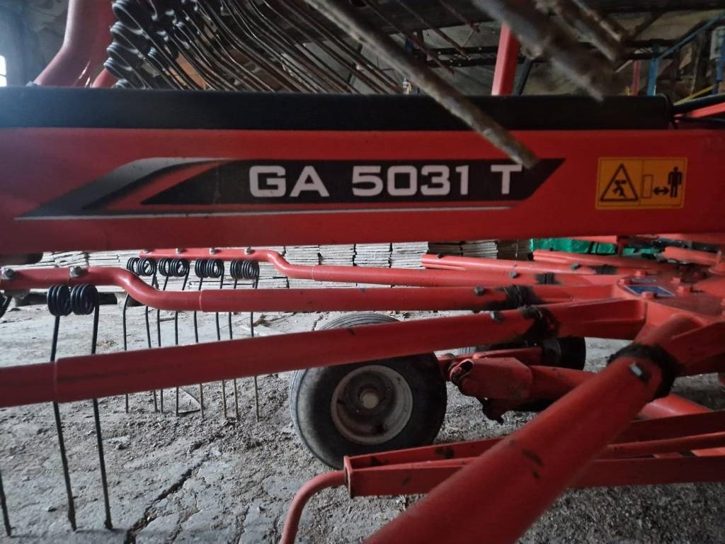 Kuhn 5031T - لمّامَة القش: صور 5 Kuhn 5031T - لمّامَة القش: صور 5