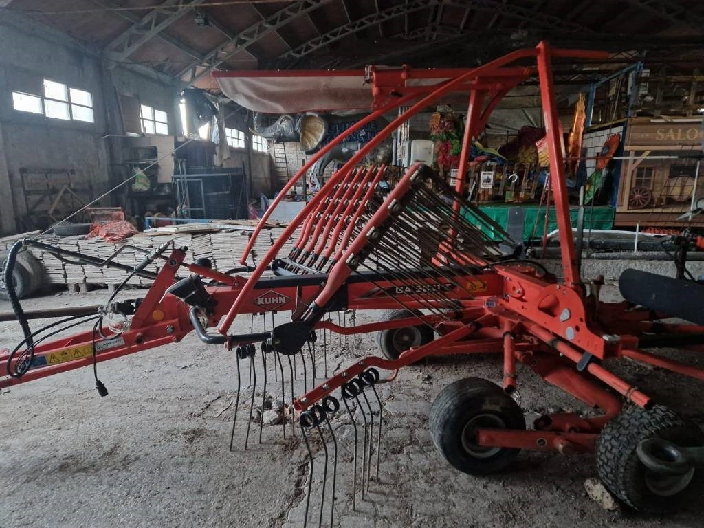Kuhn 5031T - لمّامَة القش: صور 4 Kuhn 5031T - لمّامَة القش: صور 4