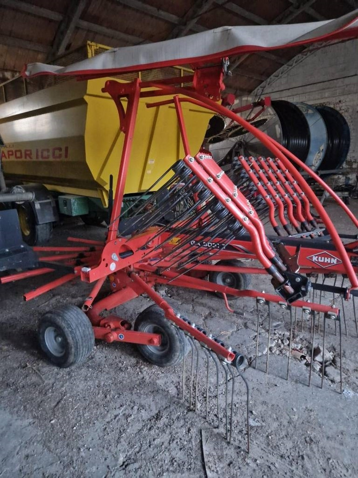 Kuhn 5031T - لمّامَة القش: صور 2 Kuhn 5031T - لمّامَة القش: صور 2