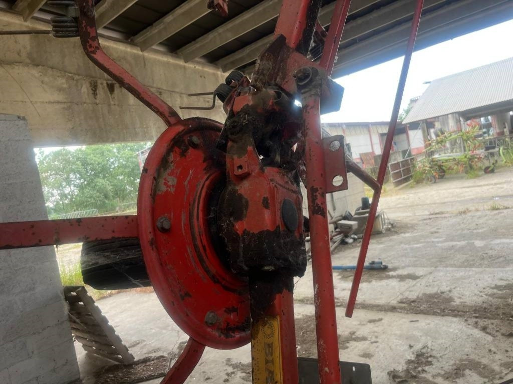 Lely TH 680 - لمّامَة القش: صور 4 Lely TH 680 - لمّامَة القش: صور 4