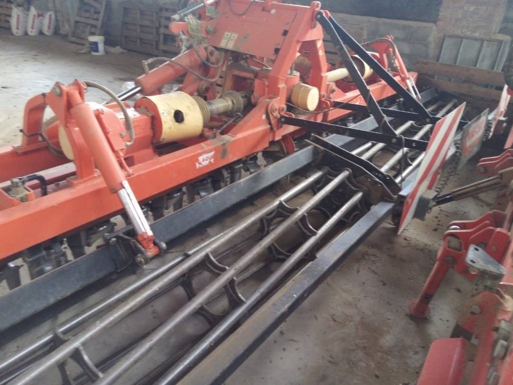 Maschio Aquila 5000 - الأمشاط الزراعية: صور 5 Maschio Aquila 5000 - الأمشاط الزراعية: صور 5