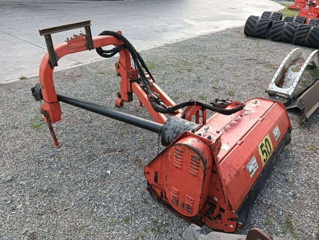 Maschio Giraffa 160 - التقطيع جزازة/ ماكينات قطع الحشائش: صور 2 Maschio Giraffa 160 - التقطيع جزازة/ ماكينات قطع الحشائش: صور 2