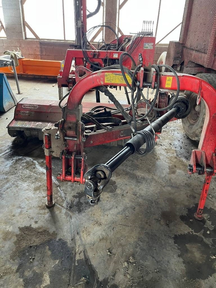 Maschio Giraffa 185 - جزازة: صور 1 Maschio Giraffa 185 - جزازة: صور 1