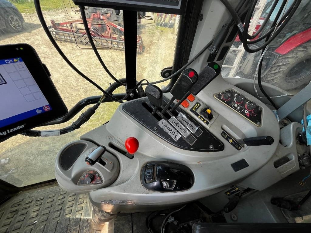 Massey Ferguson 5470 - جرار: صور 5 Massey Ferguson 5470 - جرار: صور 5