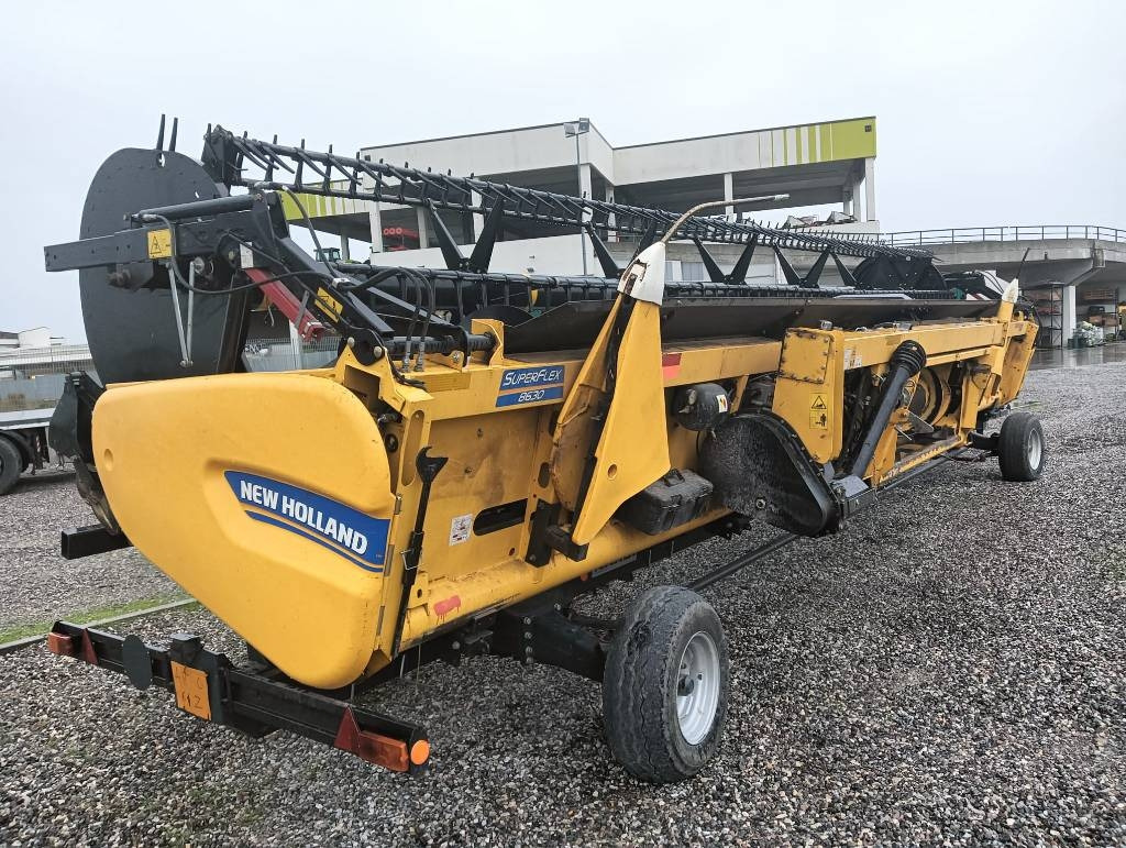 New Holland SOIA A TAPPETI FLEX 9 MT - معدات آلة حصاد: صور 1 New Holland SOIA A TAPPETI FLEX 9 MT - معدات آلة حصاد: صور 1