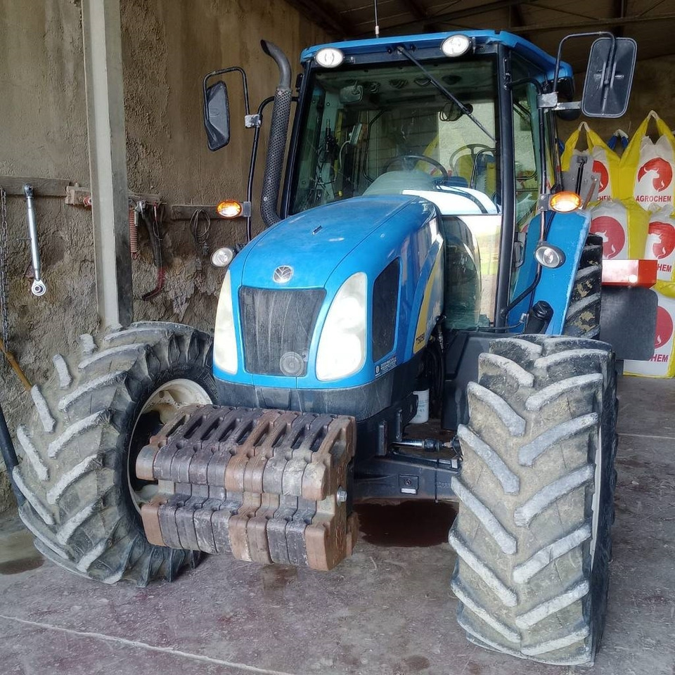 New Holland T 5050  - جرار: صور 2 New Holland T 5050  - جرار: صور 2