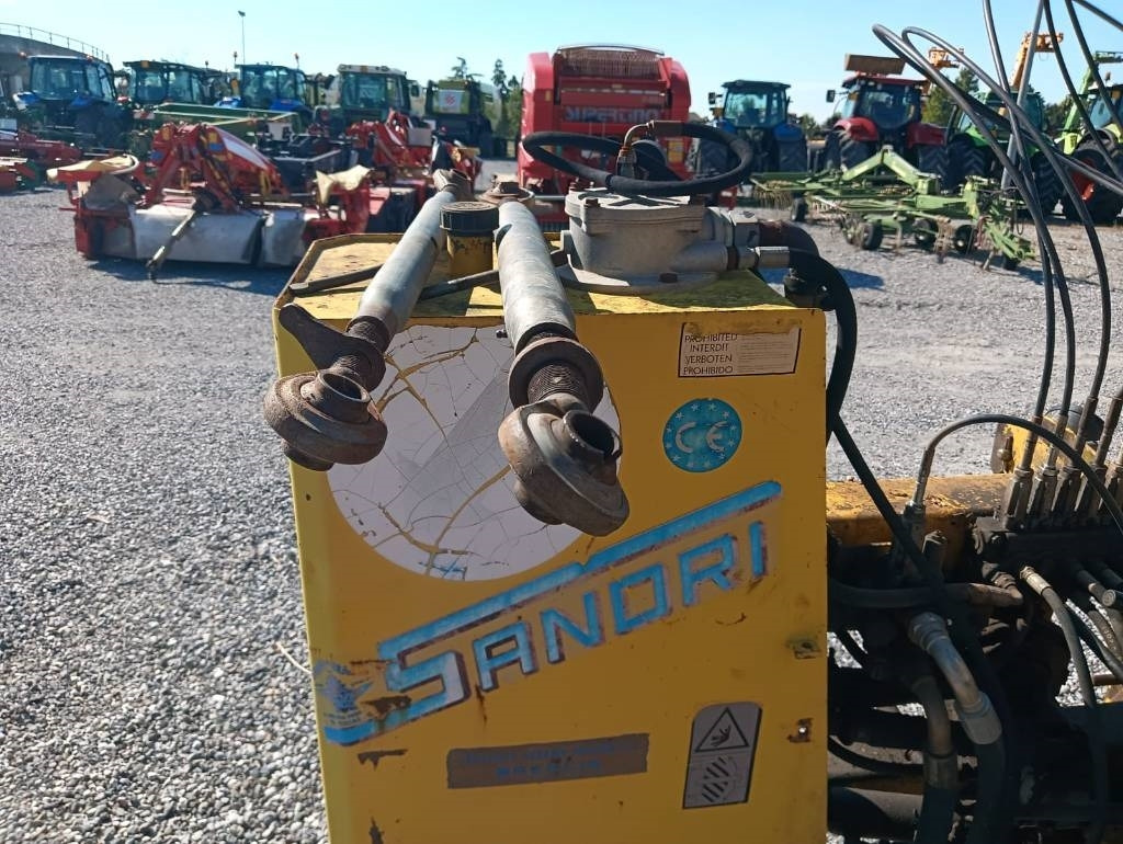 Sandri K7 - جزازة: صور 3 Sandri K7 - جزازة: صور 3