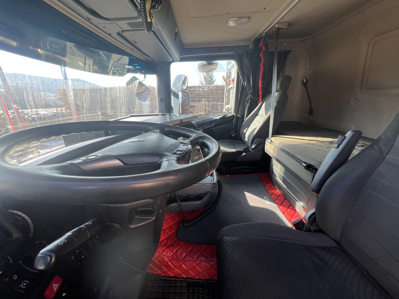 SCANIA R620 - شاحنة قطع الأشجار, شاحنة كرين: صور 5 SCANIA R620 - شاحنة قطع الأشجار, شاحنة كرين: صور 5