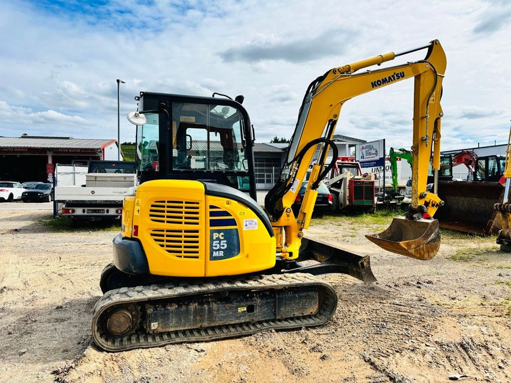 Komatsu PC55MR-3 - حفارة مصغرة: صور 2 Komatsu PC55MR-3 - حفارة مصغرة: صور 2