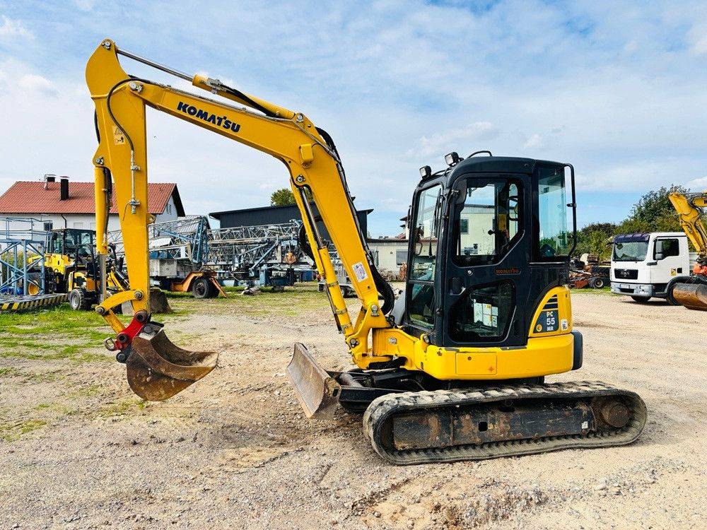 Komatsu PC55MR-3 - حفارة مصغرة: صور 1 Komatsu PC55MR-3 - حفارة مصغرة: صور 1