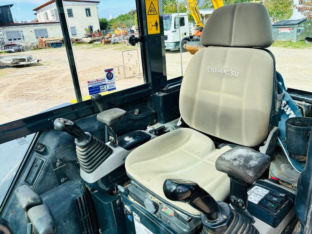 Komatsu PC55MR-3 - حفارة مصغرة: صور 4 Komatsu PC55MR-3 - حفارة مصغرة: صور 4