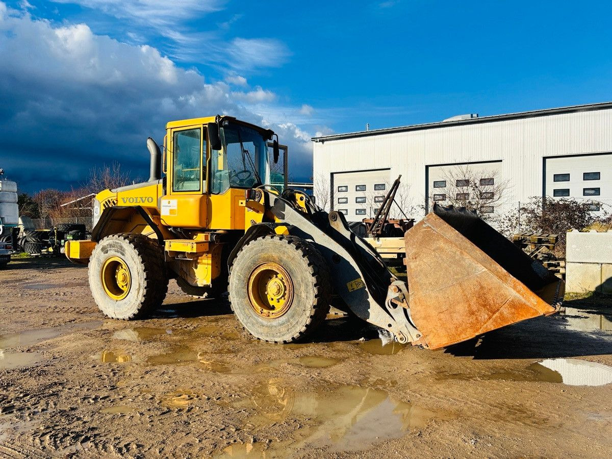 Volvo L60E - اللودر بعجل: صور 1 Volvo L60E - اللودر بعجل: صور 1
