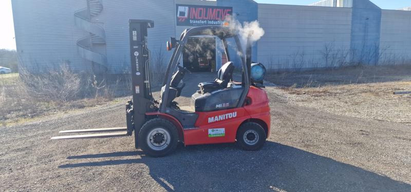 Manitou MI25 fenwick - رافعة شوكية تعمل بالغاز: صور 1 Manitou MI25 fenwick - رافعة شوكية تعمل بالغاز: صور 1