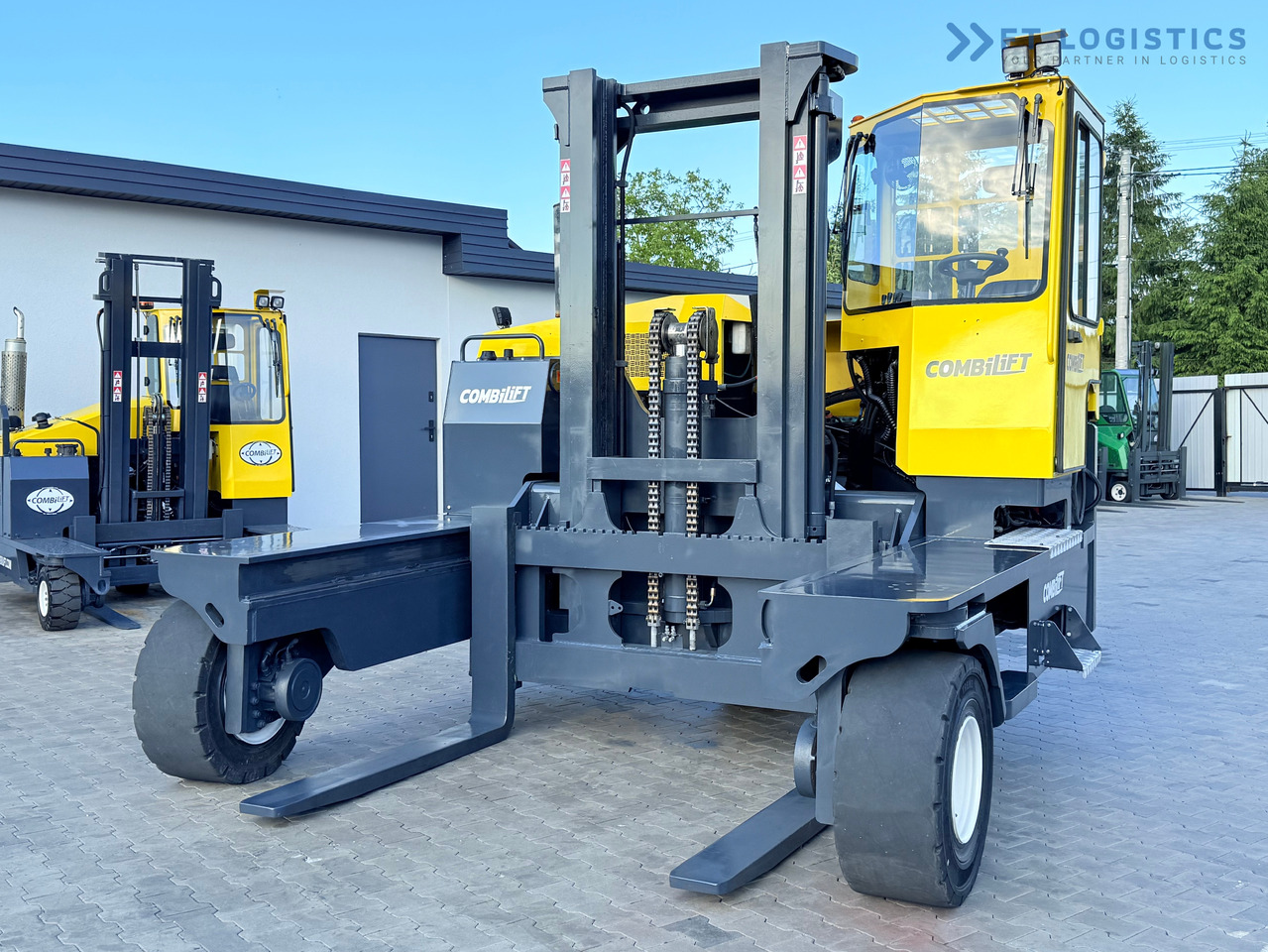 COMBILIFT C14000 / DUPLEX 3600MM / FREE-LIFT / POSITIONER - شاحنة المناولة رباعية الاتجاهات: صور 3 COMBILIFT C14000 / DUPLEX 3600MM / FREE-LIFT / POSITIONER - شاحنة المناولة رباعية الاتجاهات: صور 3