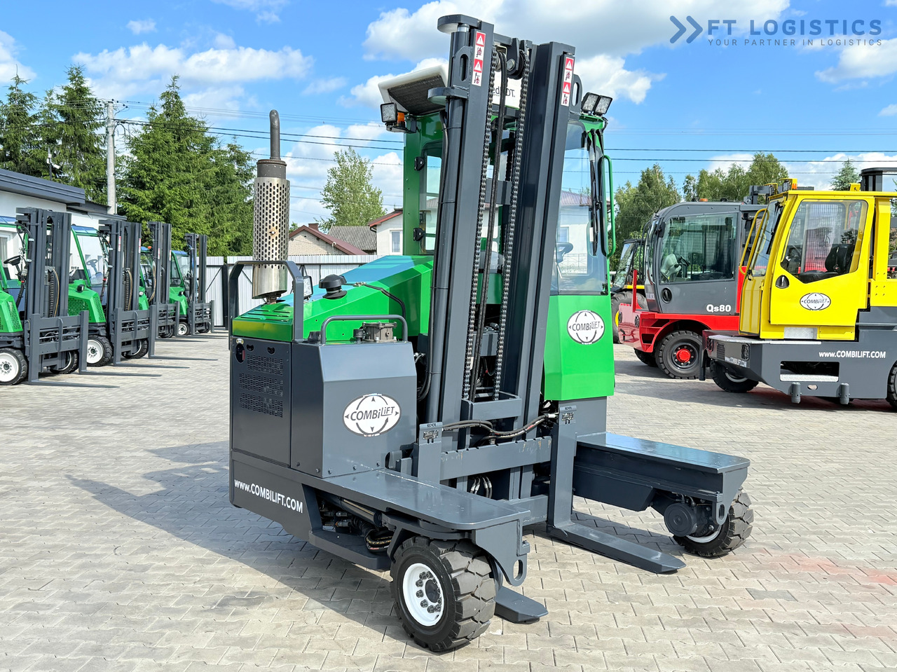 COMBILIFT C3500 / DUPLEX 4100MM / GAS / EXTENDABLE FORKS / CABIN / HEATING + AIR CONDITIONING / LIKE NEW - شاحنة المناولة رباعية الاتجاهات: صور 5 COMBILIFT C3500 / DUPLEX 4100MM / GAS / EXTENDABLE FORKS / CABIN / HEATING + AIR CONDITIONING / LIKE NEW - شاحنة المناولة رباعية الاتجاهات: صور 5