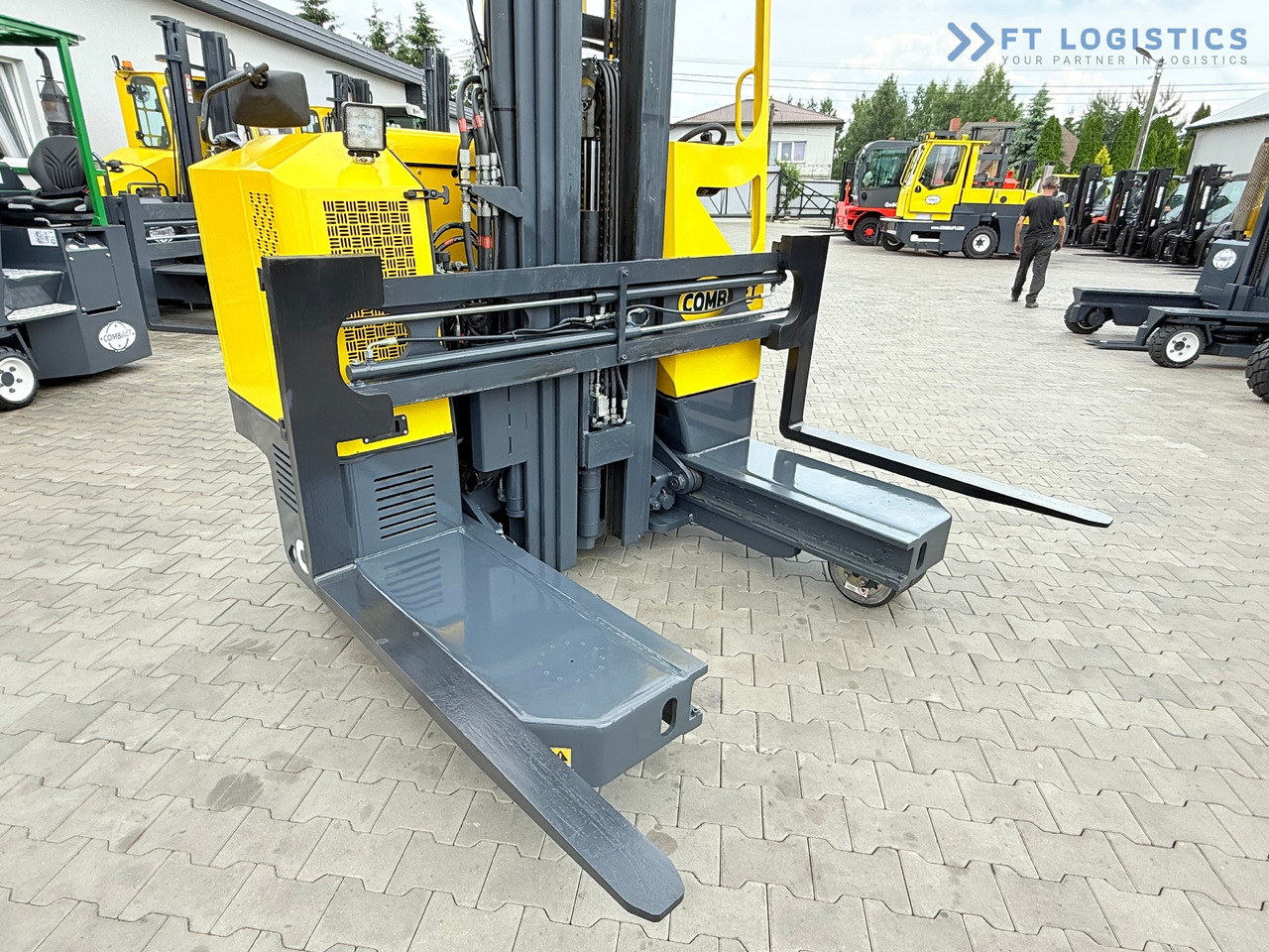 شاحنة المناولة رباعية الاتجاهات جديد COMBILIFT MR / ELECTRIC / TRIPLEX – 6000MM / FULL FREE LIFT / WIDE POSITIONER / FORK SIDESHIFT / ONLY 1400 HOURS / LIKE NEW: صور 47