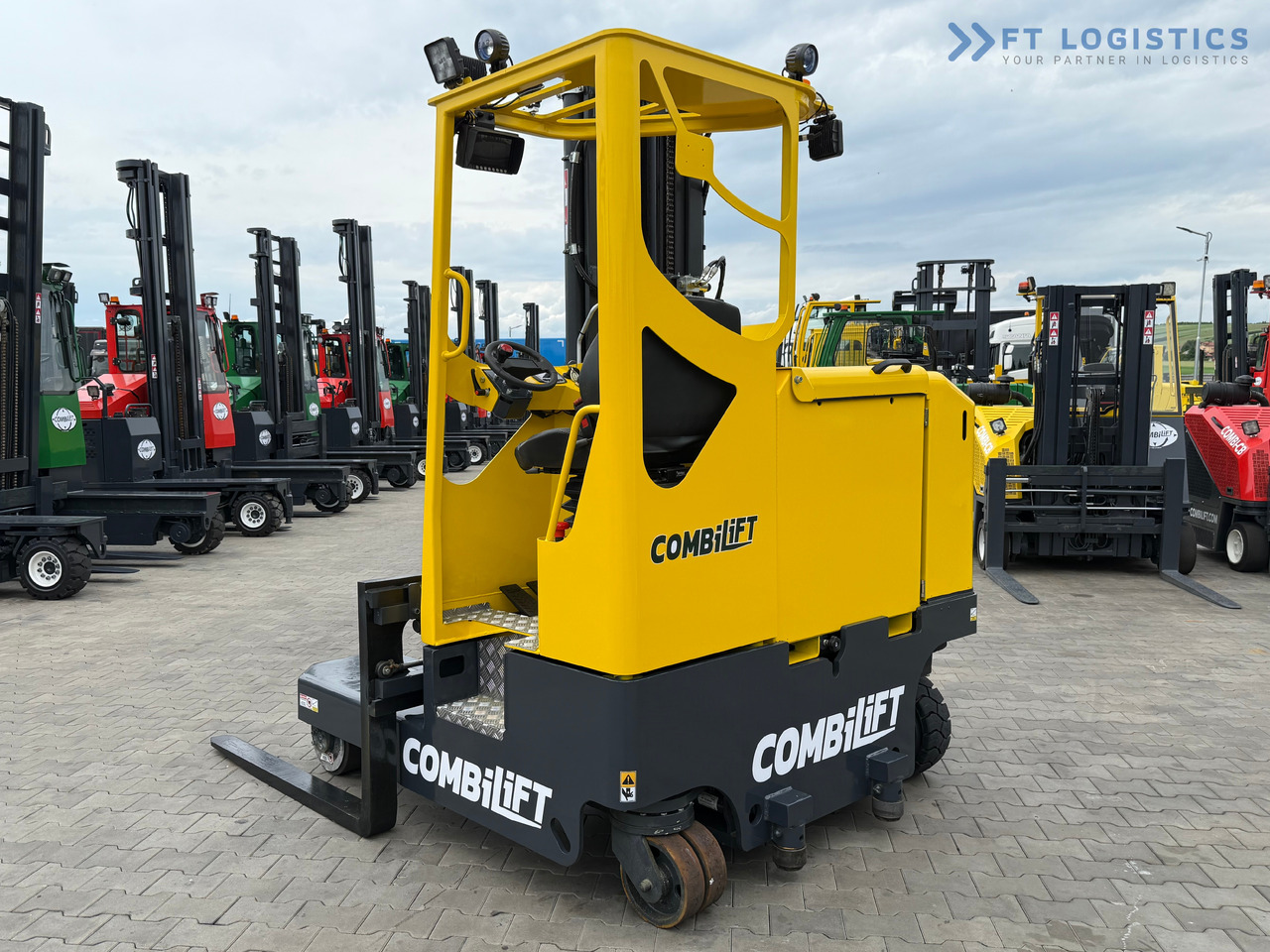 شاحنة المناولة رباعية الاتجاهات جديد COMBILIFT MR / ELECTRIC / TRIPLEX – 6000MM / FULL FREE LIFT / WIDE POSITIONER / FORK SIDESHIFT / ONLY 1400 HOURS / LIKE NEW: صور 9