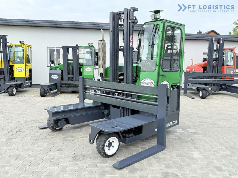 Combilift C3000 / DIESEL / DUPLEX - 4000MM / WIDE FORK POSITIONER 2700MM / FULL HEATED CABIN / ONLY 6905H / CONDITION - LIKE NEW! C3000 / - شاحنة المناولة رباعية الاتجاهات: صور 1 Combilift C3000 / DIESEL / DUPLEX - 4000MM / WIDE FORK POSITIONER 2700MM / FULL HEATED CABIN / ONLY 6905H / CONDITION - LIKE NEW! C3000 / - شاحنة المناولة رباعية الاتجاهات: صور 1