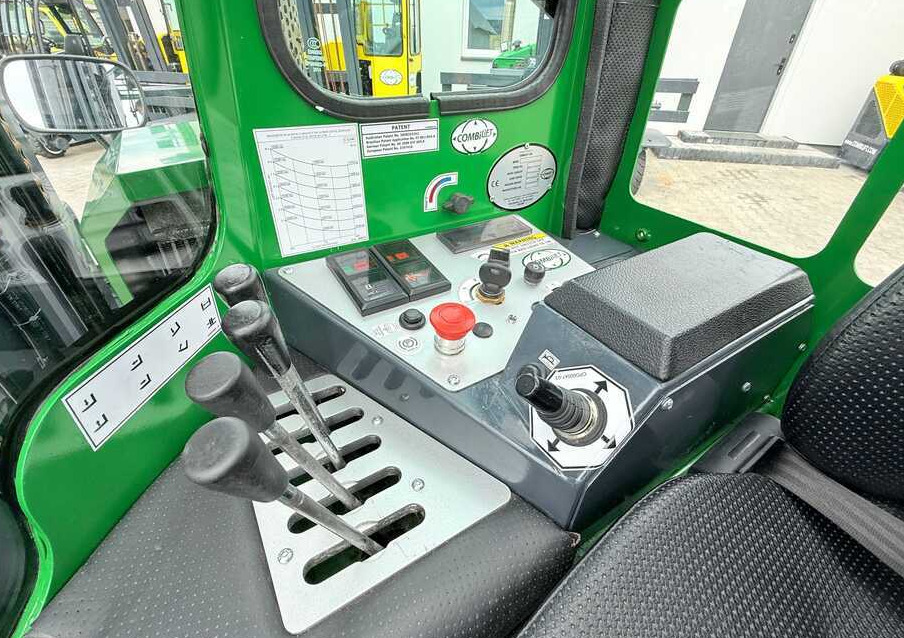 شاحنة المناولة رباعية الاتجاهات Combilift C4000 / GAS / TRIPLEX - 9300MM / FREE-LIFT / POSITIONER / LIKE NEW: صور 17