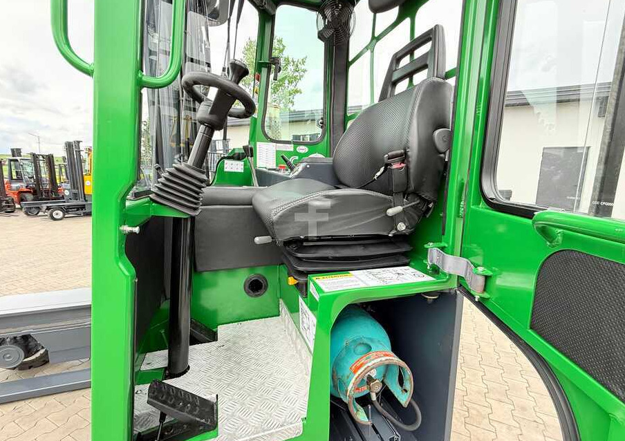 شاحنة المناولة رباعية الاتجاهات Combilift C4000 / GAS / TRIPLEX - 9300MM / FREE-LIFT / POSITIONER / LIKE NEW: صور 12