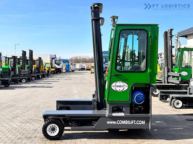 Combilift C4000 / LPG / DUPLEX / 4500MM / FREE LIFT / LIKE NEW C4000 / LPG / DUPLEX / 4500MM / FREE LIFT / LIKE NEW - شاحنة المناولة رباعية الاتجاهات: صور 3 Combilift C4000 / LPG / DUPLEX / 4500MM / FREE LIFT / LIKE NEW C4000 / LPG / DUPLEX / 4500MM / FREE LIFT / LIKE NEW - شاحنة المناولة رباعية الاتجاهات: صور 3