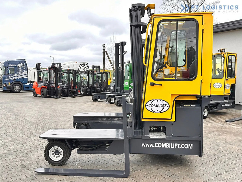 Combilift C4500 / DUPLEX / 4050MM / DIESEL / WIDE POSITIONER / FREE LIFT C4500 / DUPLEX / 4050MM / DIESEL / WIDE POSITIONER / FREE LIFT - شاحنة المناولة رباعية الاتجاهات: صور 3 Combilift C4500 / DUPLEX / 4050MM / DIESEL / WIDE POSITIONER / FREE LIFT C4500 / DUPLEX / 4050MM / DIESEL / WIDE POSITIONER / FREE LIFT - شاحنة المناولة رباعية الاتجاهات: صور 3