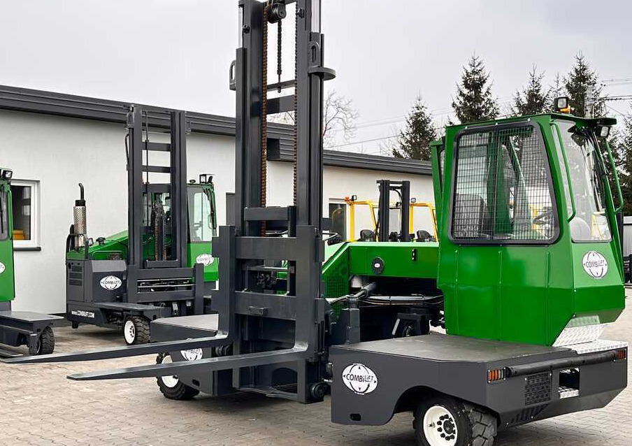 Combilift C5000SL / DIESEL / 4500MM / DUPLEX / CABIN / PLATFORMS / LIKE NEW - محمل الجانب: صور 1 Combilift C5000SL / DIESEL / 4500MM / DUPLEX / CABIN / PLATFORMS / LIKE NEW - محمل الجانب: صور 1
