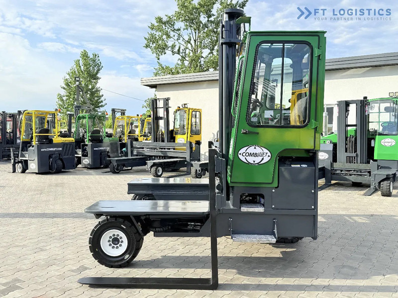 Combilift C5000XL / DIESEL / DUPLEX - 4000MM / WIDE FORK POSITIONER 3350MM / FULL HEATED CABIN / ONLY 6453H / CONDITION - LIKE NEW! C5000X - شاحنة المناولة رباعية الاتجاهات: صور 4 Combilift C5000XL / DIESEL / DUPLEX - 4000MM / WIDE FORK POSITIONER 3350MM / FULL HEATED CABIN / ONLY 6453H / CONDITION - LIKE NEW! C5000X - شاحنة المناولة رباعية الاتجاهات: صور 4