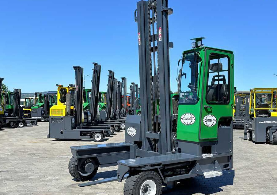 تأجير  Combilift C5000XL / DIESEL / DUPLEX - 5500MM / FULL CABIN / NEW TYRES / HEATING Combilift C5000XL / DIESEL / DUPLEX - 5500MM / FULL CABIN / NEW TYRES / HEATING: صور 16