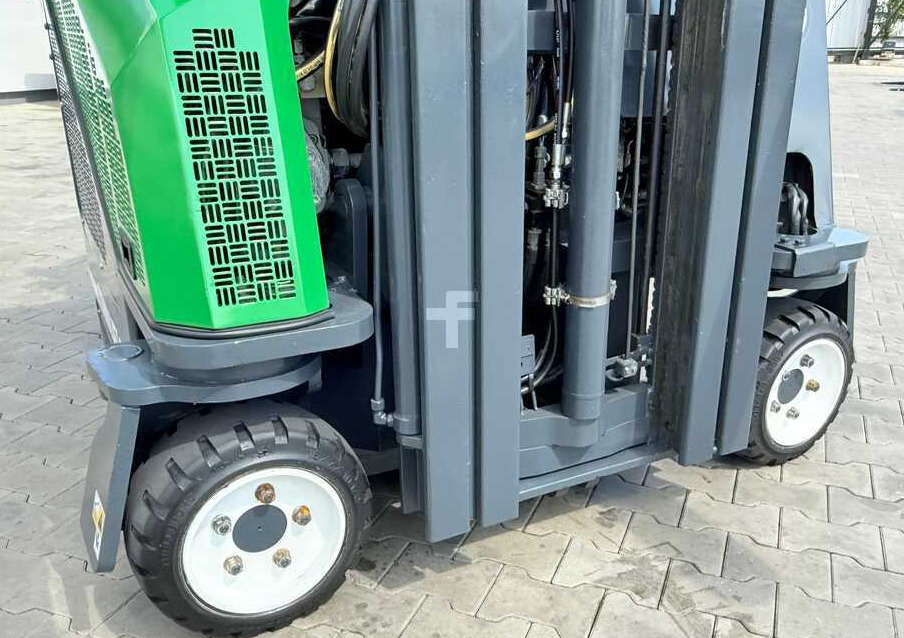 شاحنة المناولة رباعية الاتجاهات Combilift CB2500 / DIESEL / EXTENDABLE FORKS / TRIPLEX / 5500MM / FREE LIFT / SIDE SHIFT / FORK POSITIONER / LIKE NEW: صور 22