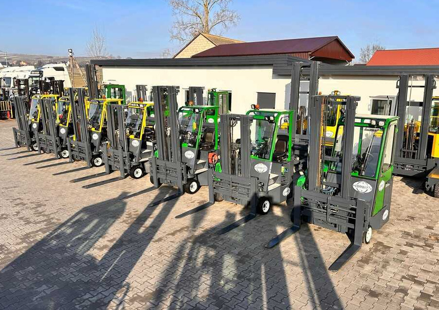 Combilift CB3000 / LPG / DUPLEX / 4000MM / FREE LIFT / NEW BAND TIRES / LIKE NEW - شاحنة المناولة رباعية الاتجاهات: صور 1 Combilift CB3000 / LPG / DUPLEX / 4000MM / FREE LIFT / NEW BAND TIRES / LIKE NEW - شاحنة المناولة رباعية الاتجاهات: صور 1