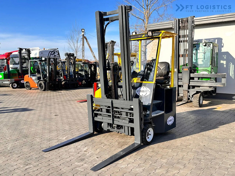 Combilift CB3000 / LPG / DUPLEX / 4000MM / FREE LIFT / NEW TIRES / LIKE NEW CB3000 / LPG / DUPLEX / 4000MM / FREE LIFT / NEW TIRES / LIKE - شاحنة المناولة رباعية الاتجاهات: صور 2 Combilift CB3000 / LPG / DUPLEX / 4000MM / FREE LIFT / NEW TIRES / LIKE NEW CB3000 / LPG / DUPLEX / 4000MM / FREE LIFT / NEW TIRES / LIKE - شاحنة المناولة رباعية الاتجاهات: صور 2