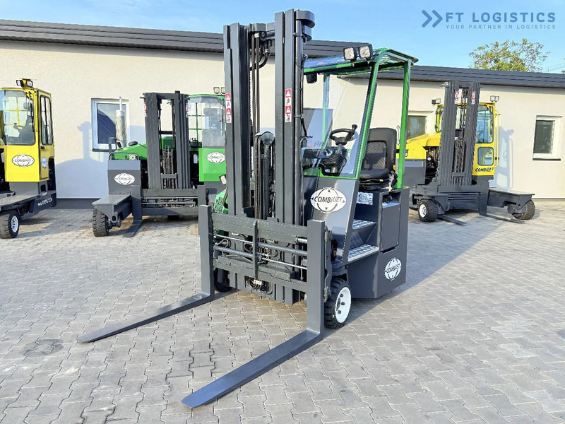 Combilift Combilift C2500CB / TRIPLEX / 5500MM / FREE LIFT / DIESEL / ONLY 3768 MTH / FORK POSITIONER / SIDE SHIFT / NEW TYRES / LIKE NEW - شاحنة المناولة رباعية الاتجاهات: صور 3 Combilift Combilift C2500CB / TRIPLEX / 5500MM / FREE LIFT / DIESEL / ONLY 3768 MTH / FORK POSITIONER / SIDE SHIFT / NEW TYRES / LIKE NEW - شاحنة المناولة رباعية الاتجاهات: صور 3