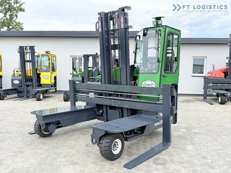 Combilift Combilift C4500 / DIESEL / DUPLEX 4000MM / WIDE FORK POSITIONER / HEATING / FULL CABIN / PERFECT CONDITION / Wide range of four- - شاحنة المناولة رباعية الاتجاهات: صور 1 Combilift Combilift C4500 / DIESEL / DUPLEX 4000MM / WIDE FORK POSITIONER / HEATING / FULL CABIN / PERFECT CONDITION / Wide range of four- - شاحنة المناولة رباعية الاتجاهات: صور 1