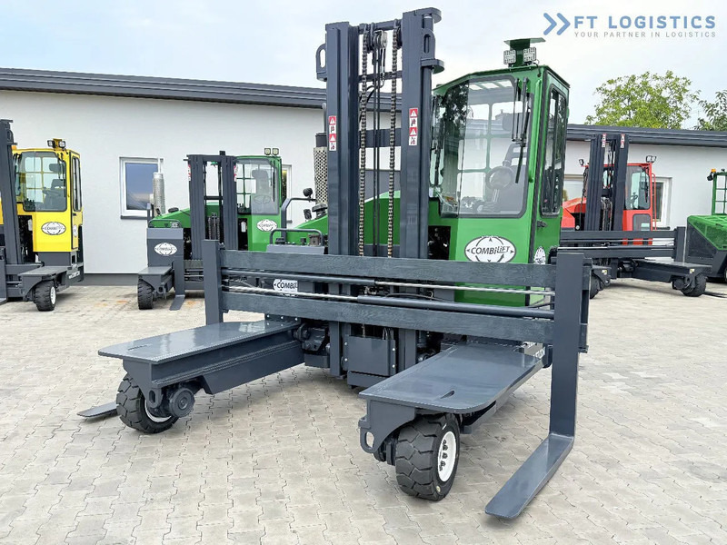 Combilift Combilift C4500 / DIESEL / DUPLEX 4000MM / WIDE FORK POSITIONER / HEATING / FULL CABIN / PERFECT CONDITION / Wide range of four- - شاحنة المناولة رباعية الاتجاهات: صور 5 Combilift Combilift C4500 / DIESEL / DUPLEX 4000MM / WIDE FORK POSITIONER / HEATING / FULL CABIN / PERFECT CONDITION / Wide range of four- - شاحنة المناولة رباعية الاتجاهات: صور 5