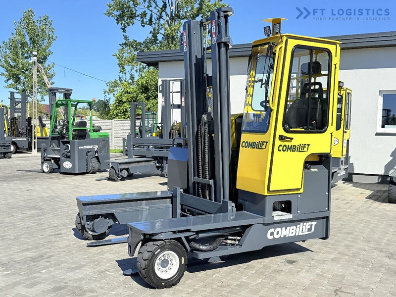 Combilift Combilift FOUR-WAY MULTIDIRECTIONAL FORKLIFT C4000 / DIESEL / DUPLEX 4100MM / ONLY 2888 HOURS / FORK POSITIONER / FULL CABIN – H - شاحنة المناولة رباعية الاتجاهات: صور 4 Combilift Combilift FOUR-WAY MULTIDIRECTIONAL FORKLIFT C4000 / DIESEL / DUPLEX 4100MM / ONLY 2888 HOURS / FORK POSITIONER / FULL CABIN – H - شاحنة المناولة رباعية الاتجاهات: صور 4