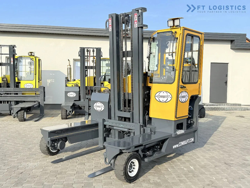 Combilift Combilift FOUR-WAY MULTIDIRECTIONAL FORKLIFT C4000 / GAS / DUPLEX 4500MM / ONLY 6604 HOURS / SIDE SHIFT / FULL CABIN / PERFECT C - شاحنة المناولة رباعية الاتجاهات: صور 1 Combilift Combilift FOUR-WAY MULTIDIRECTIONAL FORKLIFT C4000 / GAS / DUPLEX 4500MM / ONLY 6604 HOURS / SIDE SHIFT / FULL CABIN / PERFECT C - شاحنة المناولة رباعية الاتجاهات: صور 1