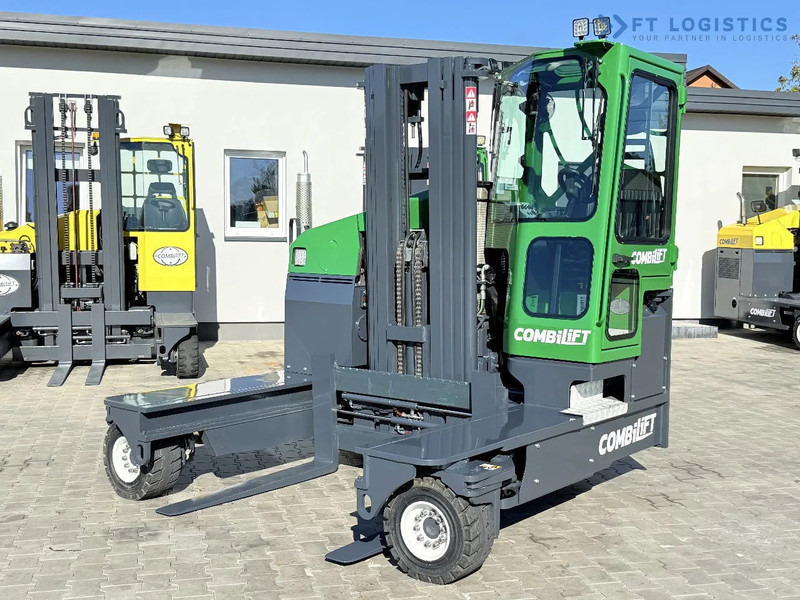 Combilift Combilift FOUR-WAY MULTIDIRECTIONAL FORKLIFT C4500 / DIESEL / TRIPLEX 4900MM / ONLY 4854 HOURS / FORK POSITIONER / FULL CABIN – - شاحنة المناولة رباعية الاتجاهات: صور 4 Combilift Combilift FOUR-WAY MULTIDIRECTIONAL FORKLIFT C4500 / DIESEL / TRIPLEX 4900MM / ONLY 4854 HOURS / FORK POSITIONER / FULL CABIN – - شاحنة المناولة رباعية الاتجاهات: صور 4