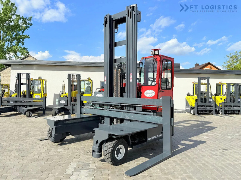 Combilift Combilift Wózki 4-kierunkowe C8000 / GAS / TRIPLEX 8300 / WIDE FORK POSITIRONER / FREE-LIFT / A comprehensive range of four-way - شاحنة المناولة رباعية الاتجاهات: صور 1 Combilift Combilift Wózki 4-kierunkowe C8000 / GAS / TRIPLEX 8300 / WIDE FORK POSITIRONER / FREE-LIFT / A comprehensive range of four-way - شاحنة المناولة رباعية الاتجاهات: صور 1