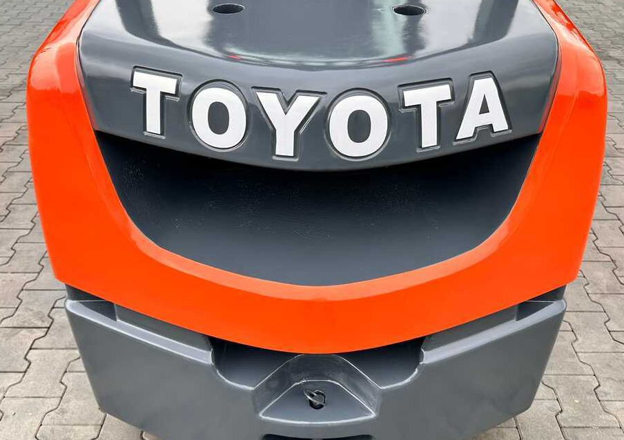 Toyota 52-8FDJF35 / DIESEL / 2016 / ONLY 2,096 HOURS / DUPLEX MAST / LIKE NEW - رافعة شوكية ديزل: صور 5 Toyota 52-8FDJF35 / DIESEL / 2016 / ONLY 2,096 HOURS / DUPLEX MAST / LIKE NEW - رافعة شوكية ديزل: صور 5