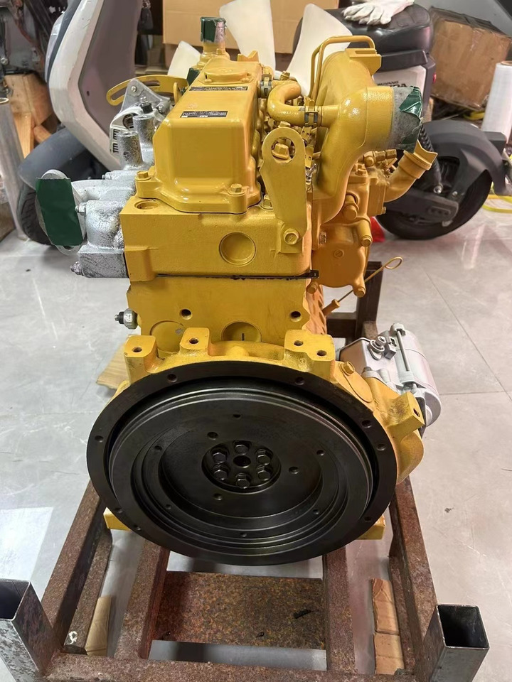 CATERPILLAR C2.4 - المحرك - ملحقات: صور 1 CATERPILLAR C2.4 - المحرك - ملحقات: صور 1